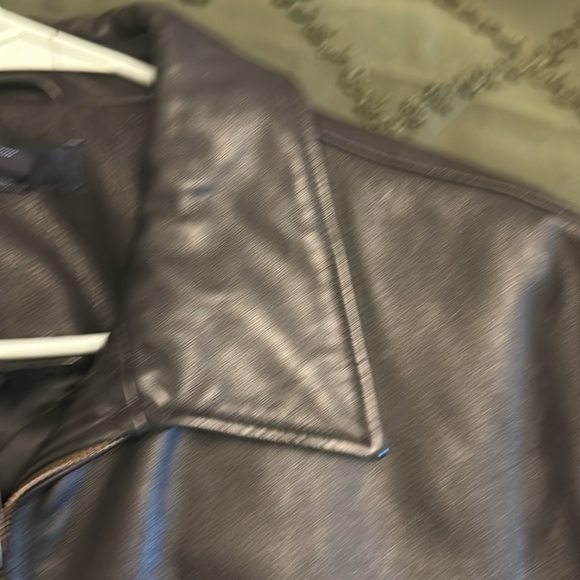 Gap Leather Jacket - Picture 6 of 9